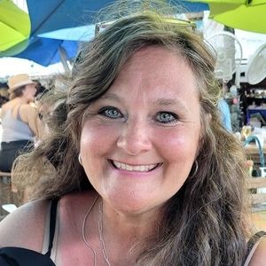 Meet your Posher, Gina